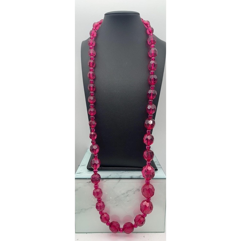 Vintage Chunky Faceted Fuschia Pink Over The Head Acrylic Beaded Necklace 34"